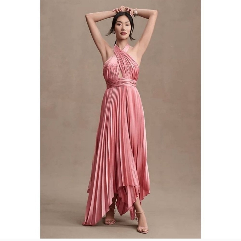 Mac Duggal Size 12 Rose Pleated Satin Halterneck Gown Formal NWT
